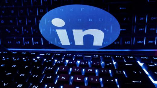 LinkedIn hits 1 billion members, adds AI features for job seekers