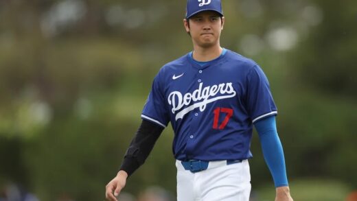 Shohei ohtani dodgers walking wallpaper