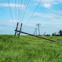 fallen on the field pole with electricity. wear support it is time to change