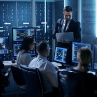 data-center-control-it-specialists-network-monitoring