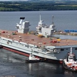 Uk s largest warship hms queen elizabeth runs windows xp