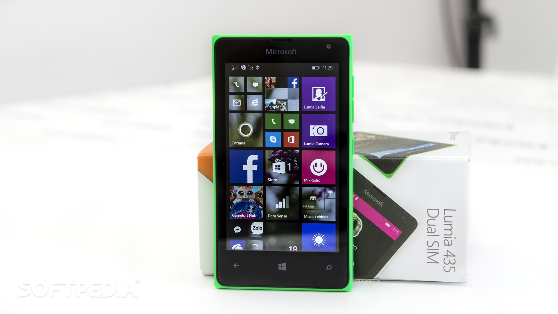 Microsoft should bring live tiles to the windows 10 desktop 521890 3