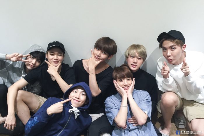 Bts smiling wallpaper