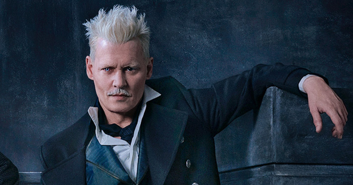 Fantastic beasts grindelwald depp wallpaper