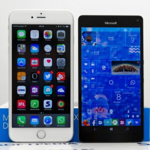 Windows 10 mobile users move to android or iphone right now or else 528508 2