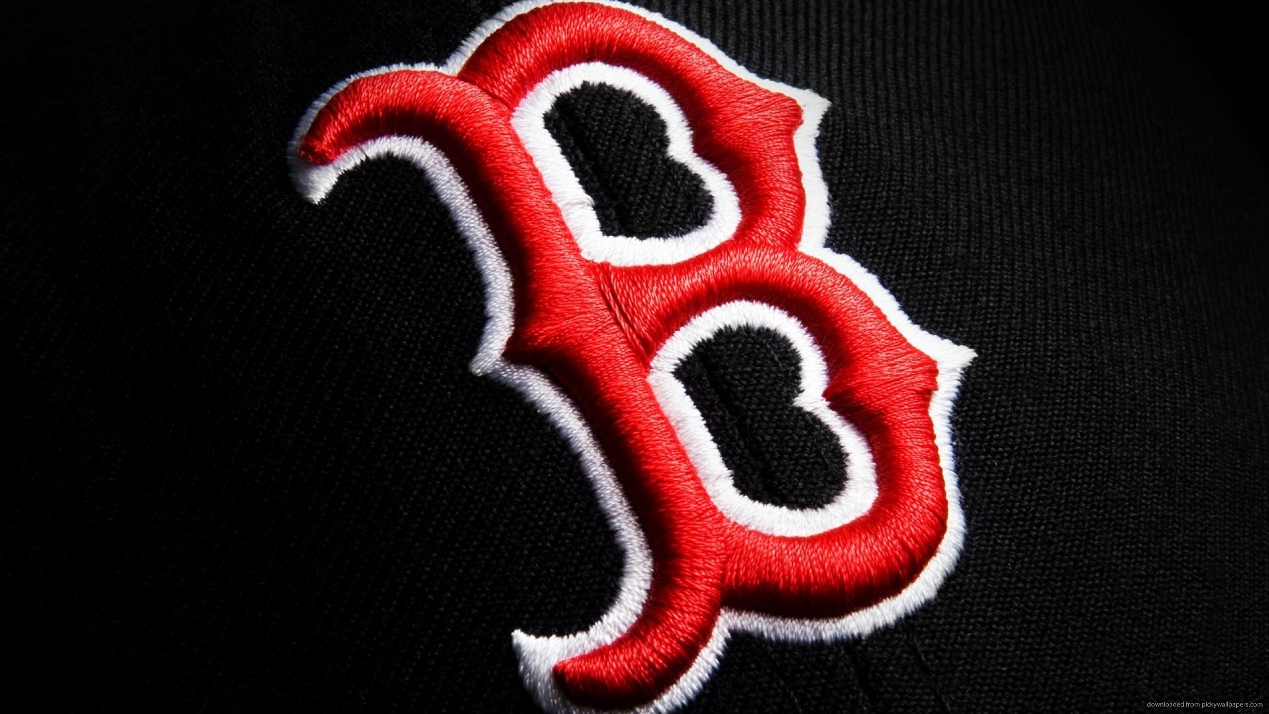 Black baseball hat b logo