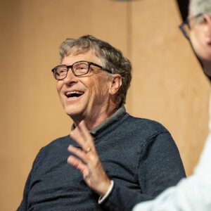 Bill gates he uses android not an iphone 532286 2
