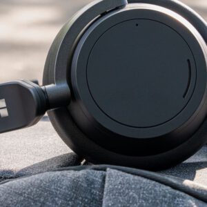 Is microsoft giving up on the surface headphones
