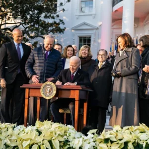 Joe biden signing bill white house