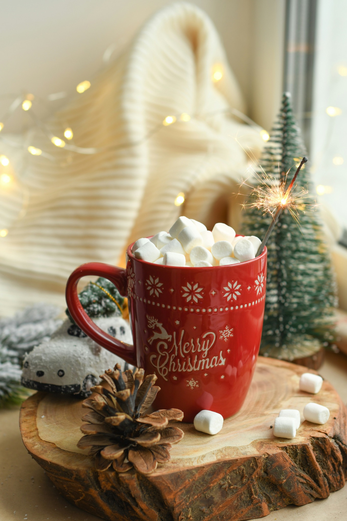 Christmas marshmallow mug and sparkler