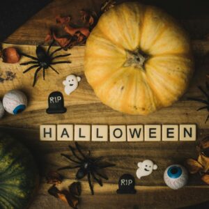 Halloween flatlay pumpkins decor