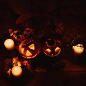 Jack o lanterns candles dark