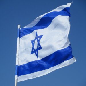 Israel flag flying clear sky wallpaper