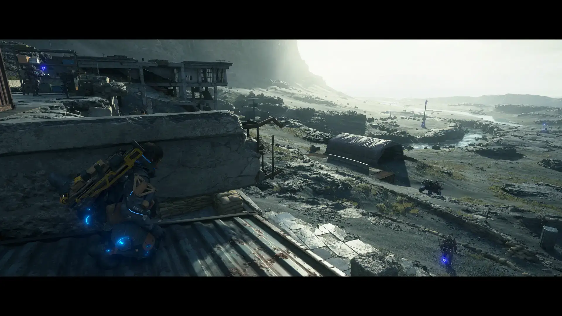 Sneaking around - Death Stranding 2: On the Beach for PC: Guide, Tips & System Requirements (2026)