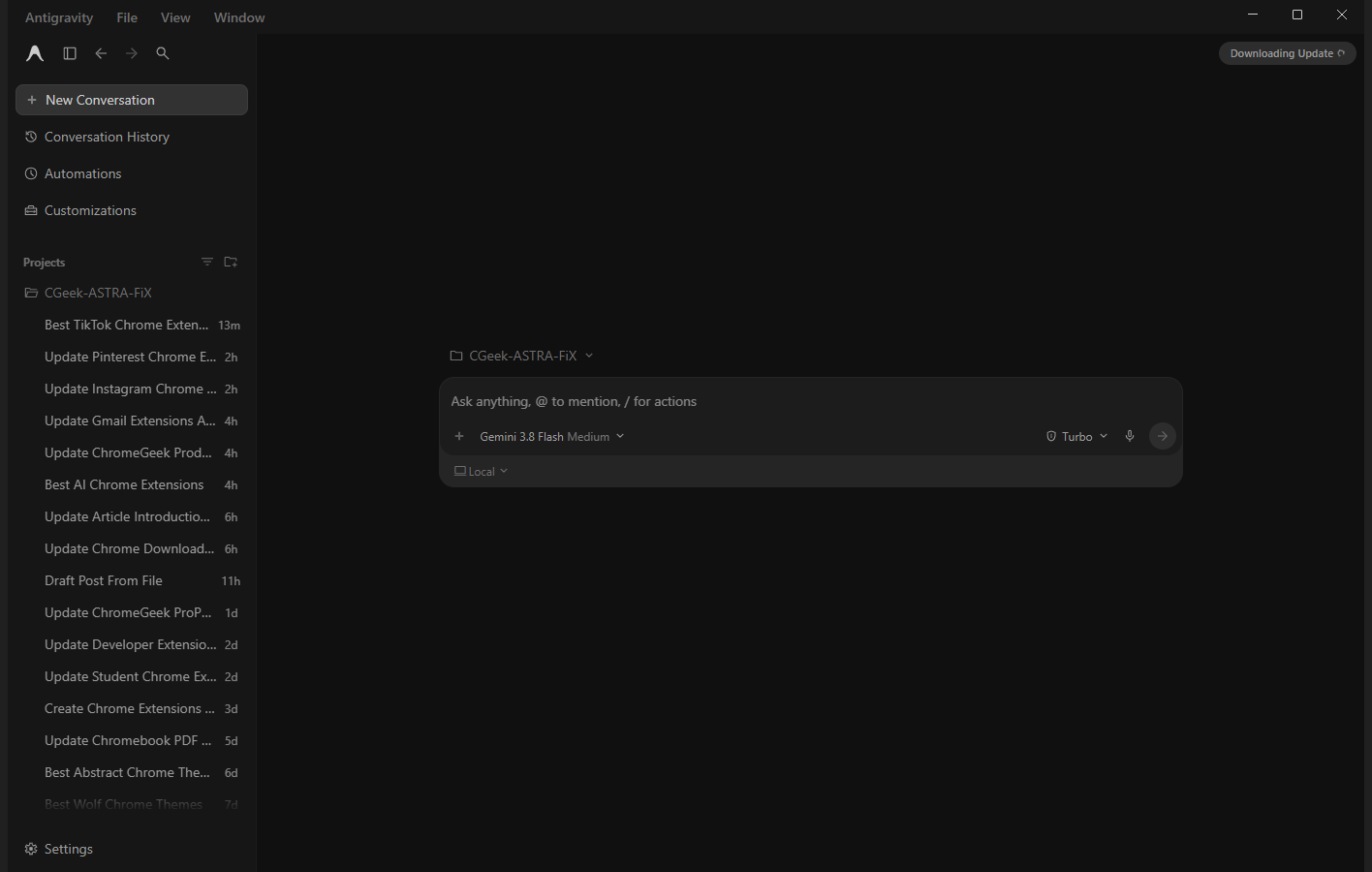 Empty Antigravity conversation screen with the message box, model selector and project sidebar